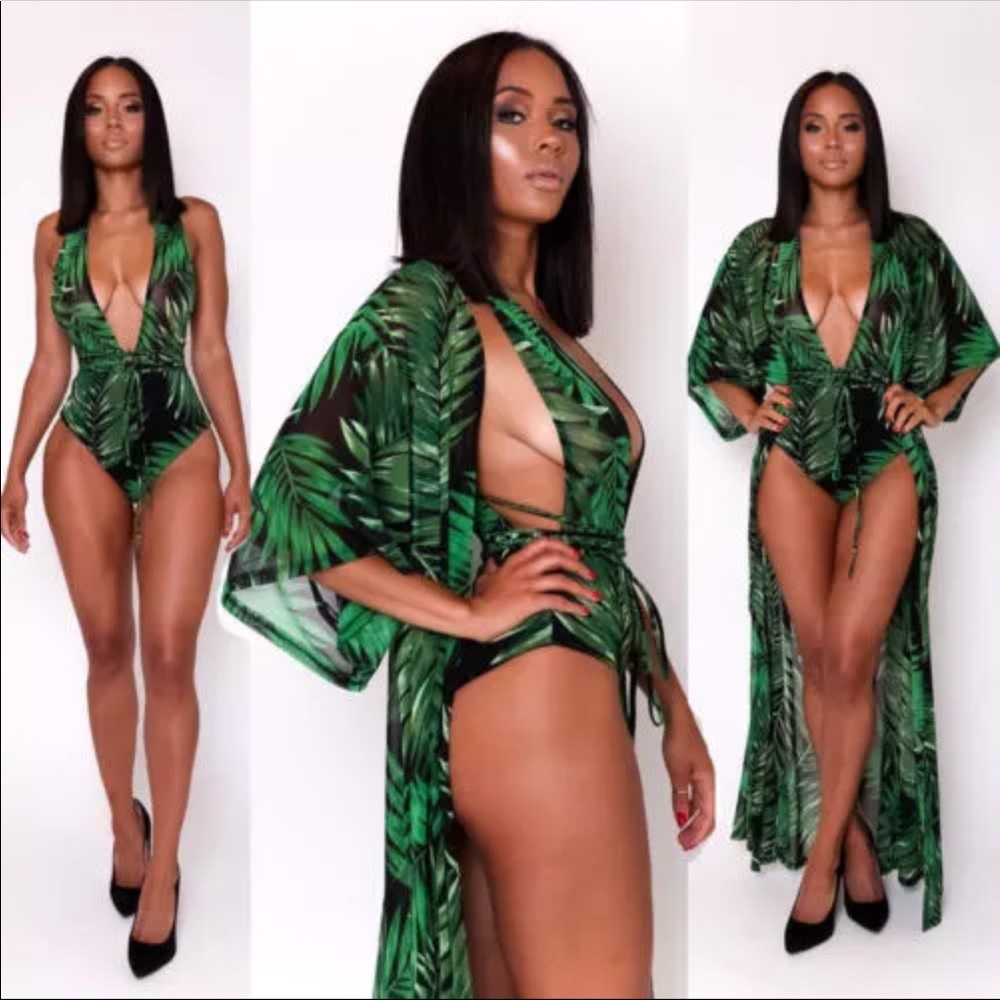 Brand new matching swim set!